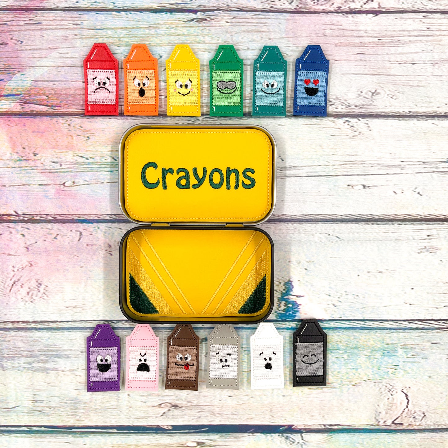 Crayons Tin Play Set