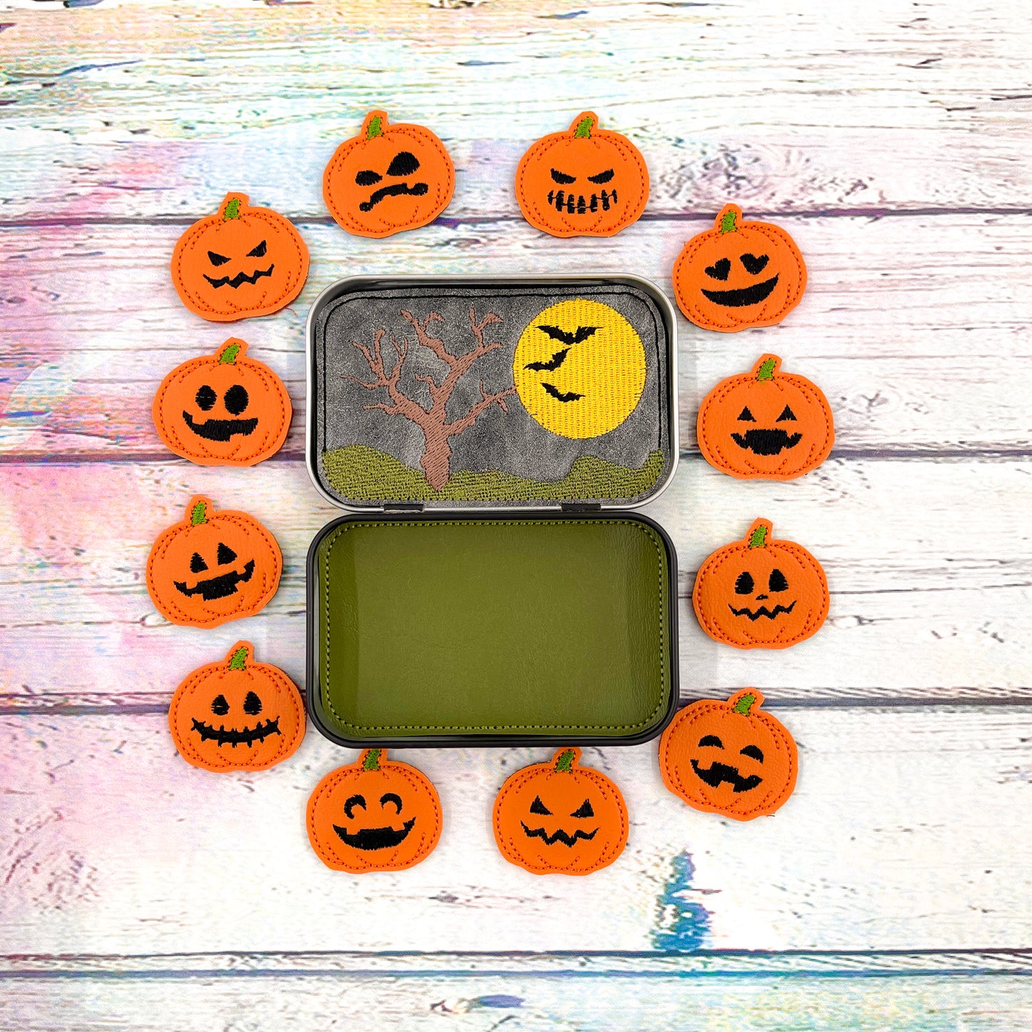 Jack-O-Lantern Tin Play Set