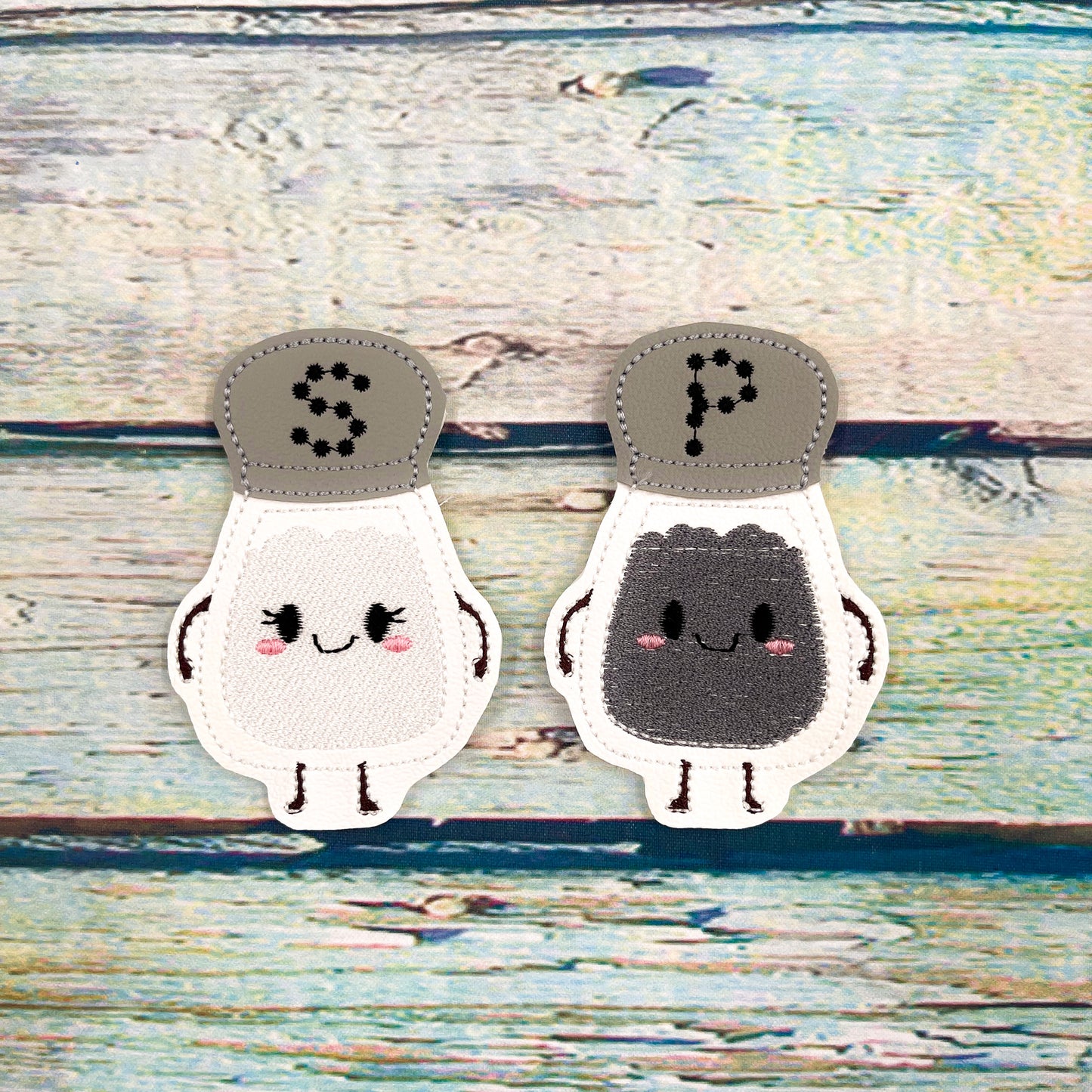 Salt and Pepper Perfect Pairs Finger Puppet Set